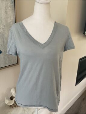 Madewell Pale Blue V-Neck Cotton Short Sleeve Tee